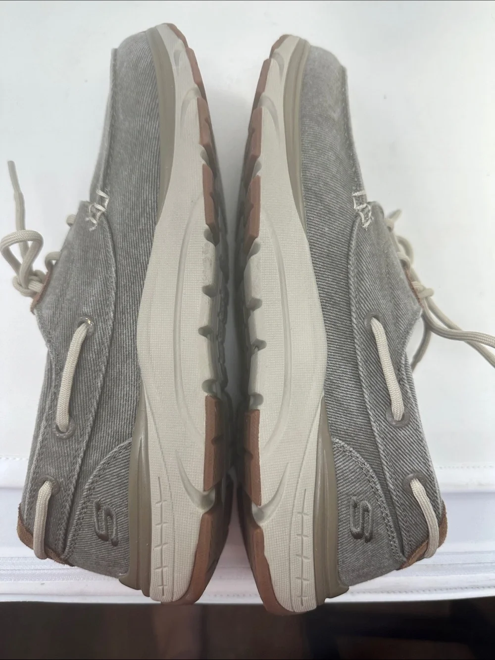 Sketchers Relaxed Fit Size 10